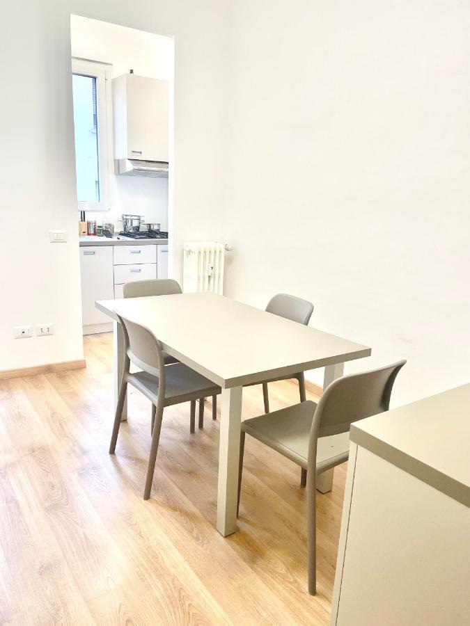 Camera Con Bagno Privato - Zona Bocconi Milano Esterno foto